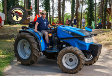 Traktor55DSC_1840-copy